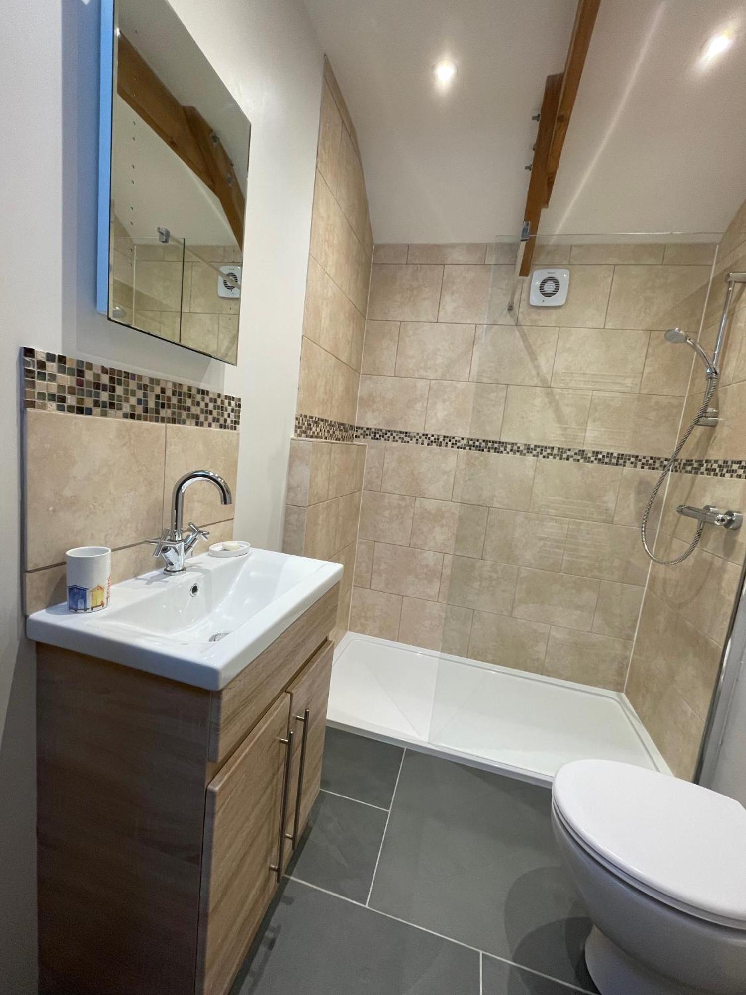 Trengothal Barn Apartment Porthcurno ภายนอก รูปภาพ