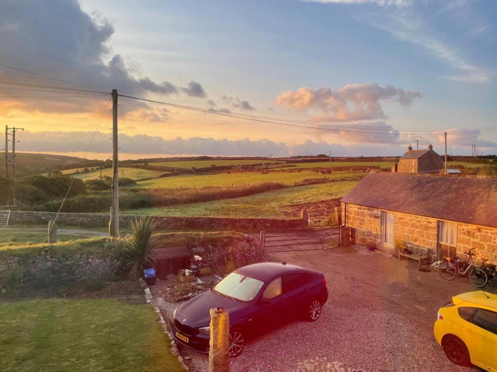 Trengothal Barn Apartment Porthcurno ภายนอก รูปภาพ