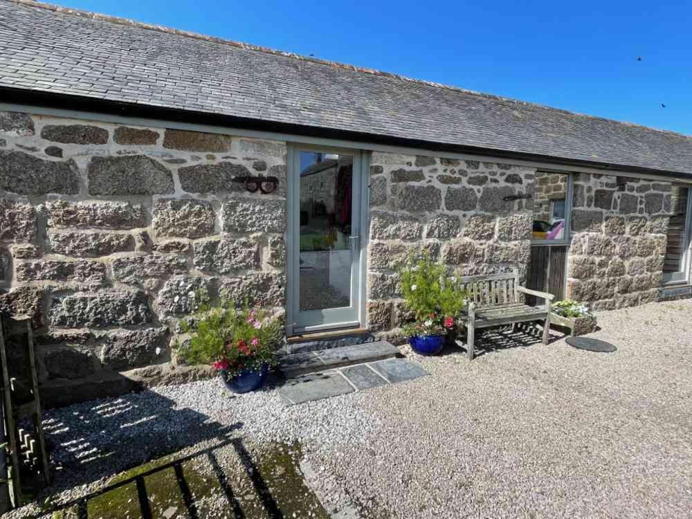 Trengothal Barn Apartment Porthcurno ภายนอก รูปภาพ